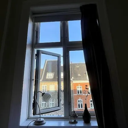 The Heart Of Norrebro Apartment, Sleeps 4 People *