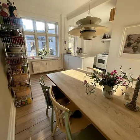 Apartment The Heart Of Norrebro Apartment, Sleeps 4 People