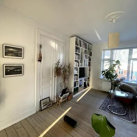 Apartment The Heart Of Norrebro Apartment, Sleeps 4 People