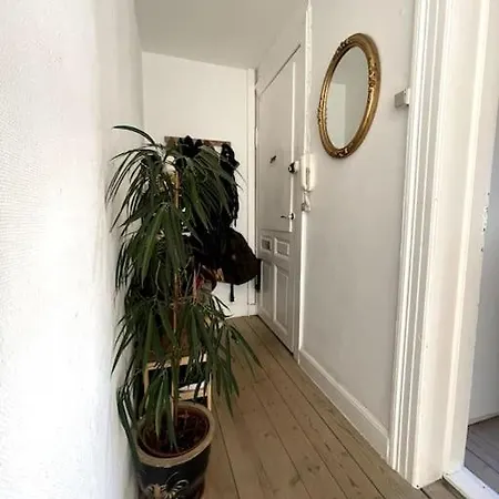 Apartment The Heart Of Norrebro Apartment, Sleeps 4 People *