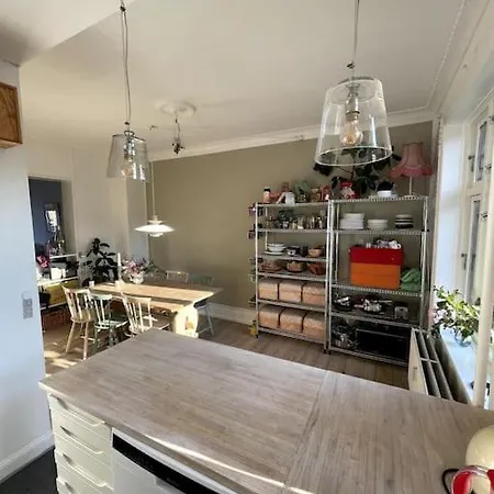 Apartment The Heart Of Norrebro Apartment, Sleeps 4 People