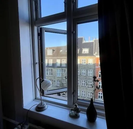 The Heart Of Norrebro Apartment, Sleeps 4 People