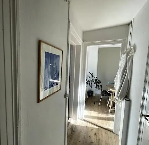 The Heart Of Norrebro Apartment, Sleeps 4 People Copenhaga