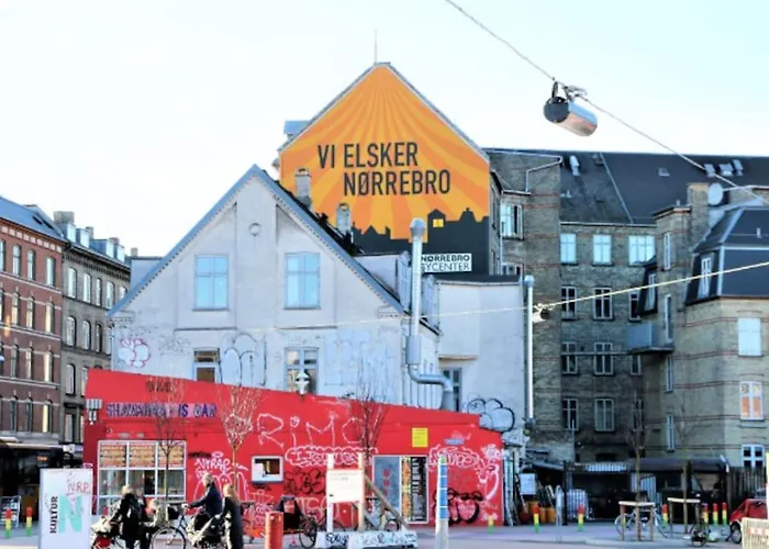 The Heart Of Norrebro Apartment, Sleeps 4 People * Copenhaga