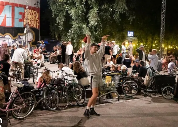 Apartamento The Heart Of Norrebro Apartment, Sleeps 4 People *