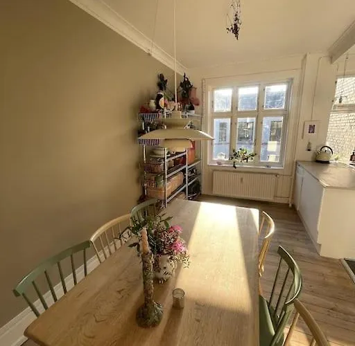 The Heart Of Norrebro Apartment, Sleeps 4 People