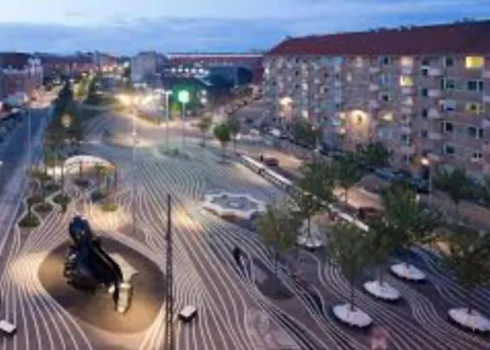 The Heart Of Norrebro Apartment, Sleeps 4 People Copenhaga