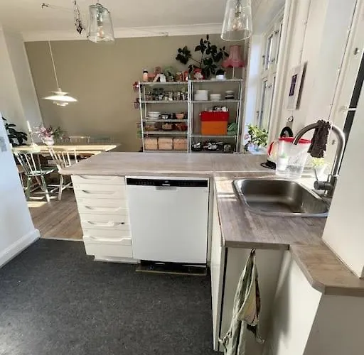 The Heart Of Norrebro Apartment, Sleeps 4 People * Copenhaga