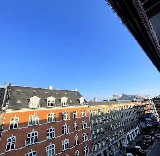 The Heart Of Norrebro Apartment, Sleeps 4 People *