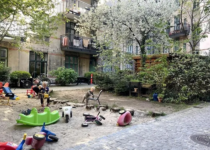 The Heart Of Norrebro Apartment, Sleeps 4 People * Copenhaga